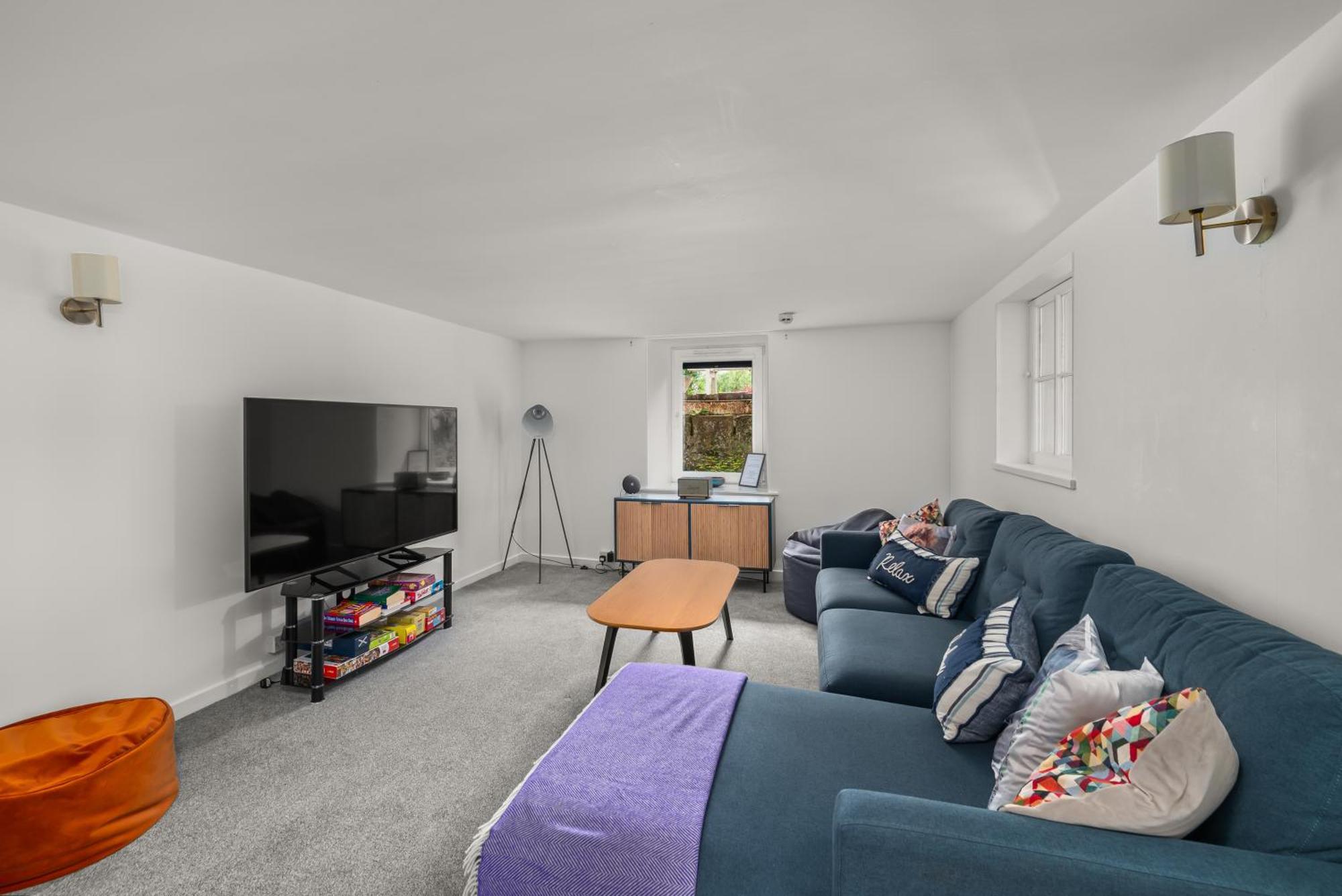 Rosebank House - 12 Guests, 6 Ensuite Bedrooms, Ev Point, Games Rooms, Wood Burner, Pet Friendly! Blairgowrie and Rattray Luaran gambar